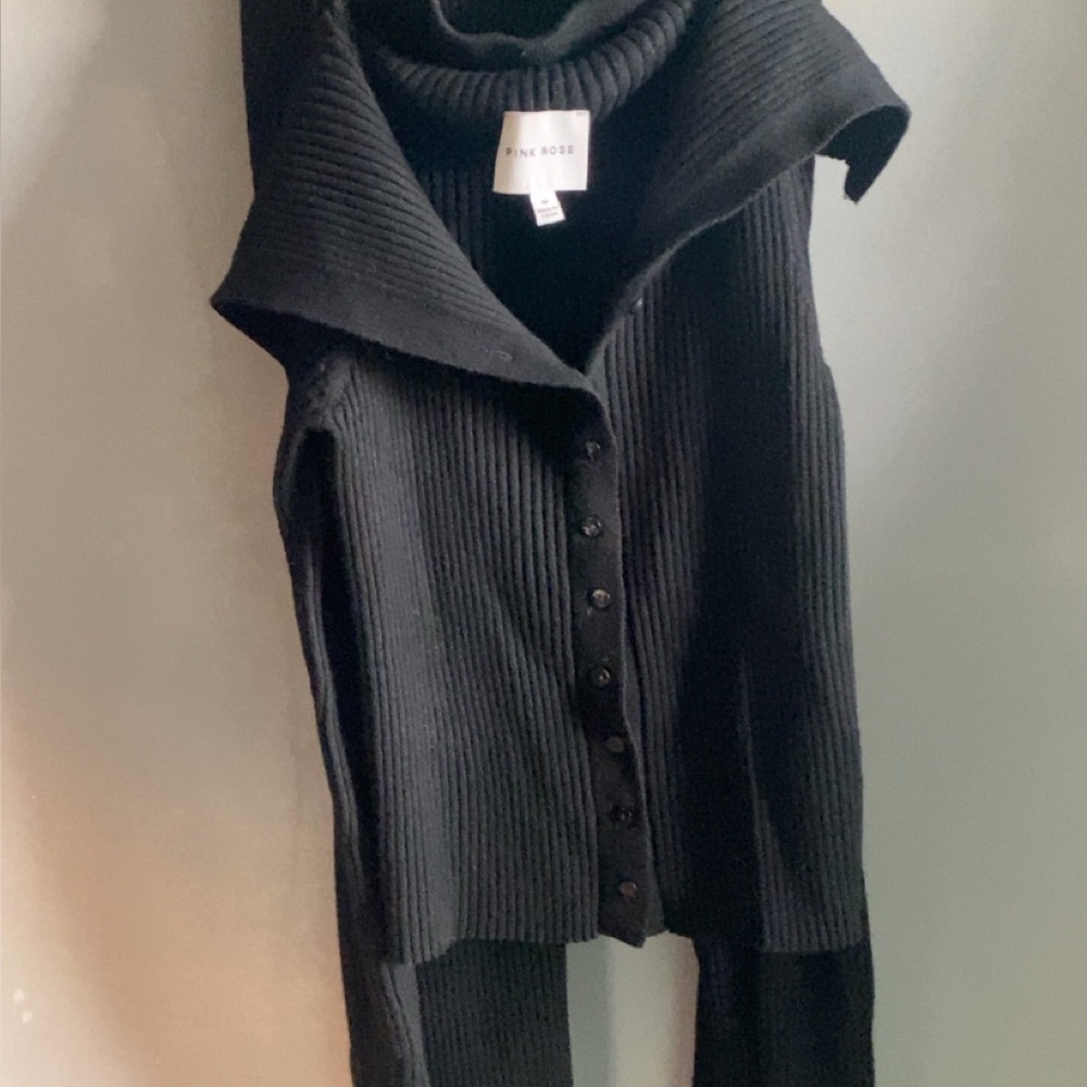 Pink Rose Black Ribbed Button-Front Sleeveless Cardigan with Wide Collar